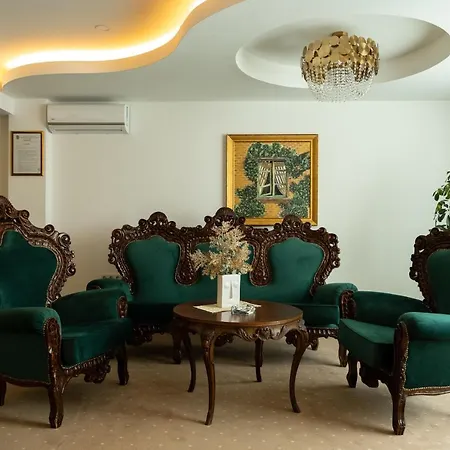 Aparthotel Edemus - & Restaurant