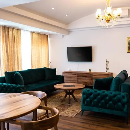 Aparthotel Edemus - & Restaurant *