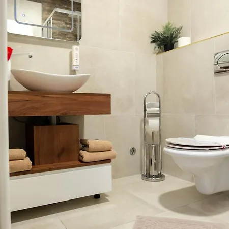 Aparthotel Edemus - & Restaurant 3*