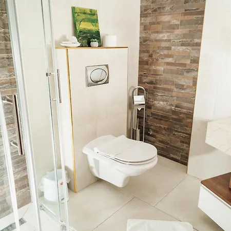 Edemus - & Restaurant Aparthotel