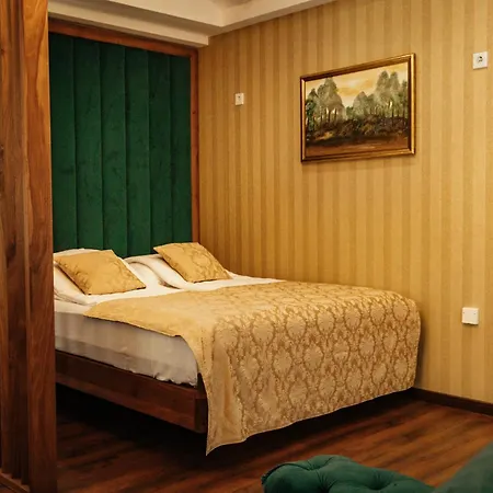 Aparthotel Edemus - & Restaurant