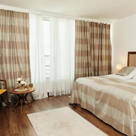 Edemus - & Restaurant Aparthotel Maglaj